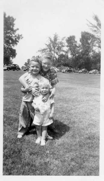 Dan, Tommy, Steve in 1949